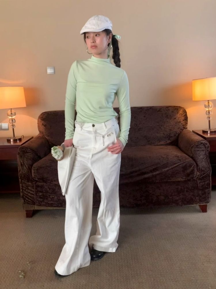 Light green mid-collar elastic bottom shirt【s0000007936】