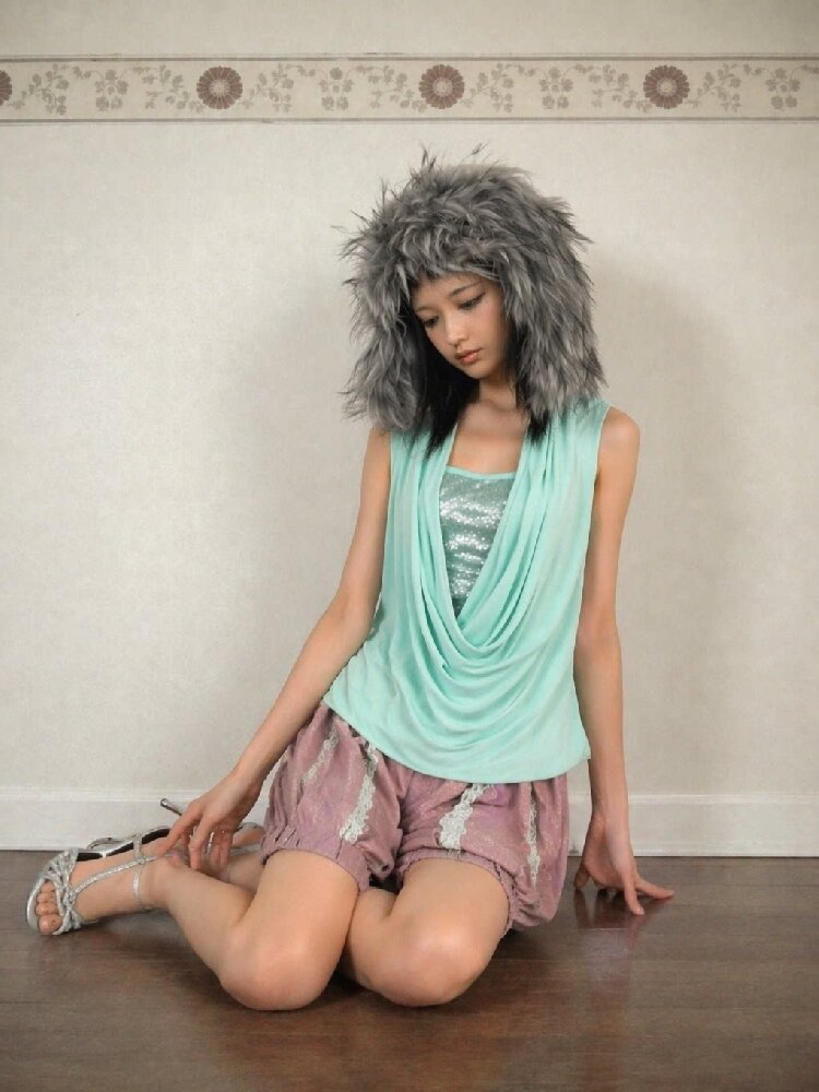 Drape Halterneck Embroidered Vest【s0000018112】