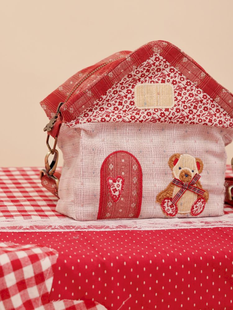 Bear Flower House Crossbody Bag【s0000010893】