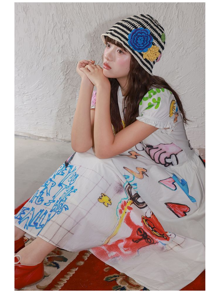 White Graffiti Printed Dress【s0000013336】