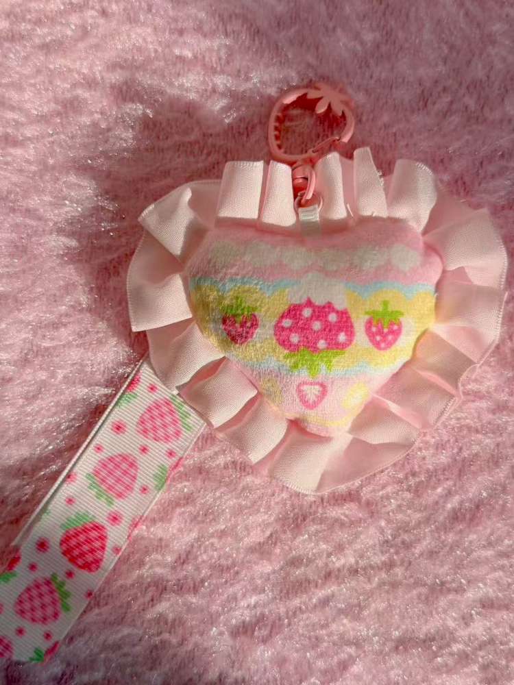 Lace Strawberry Hairpin Keychain【s0000015113】