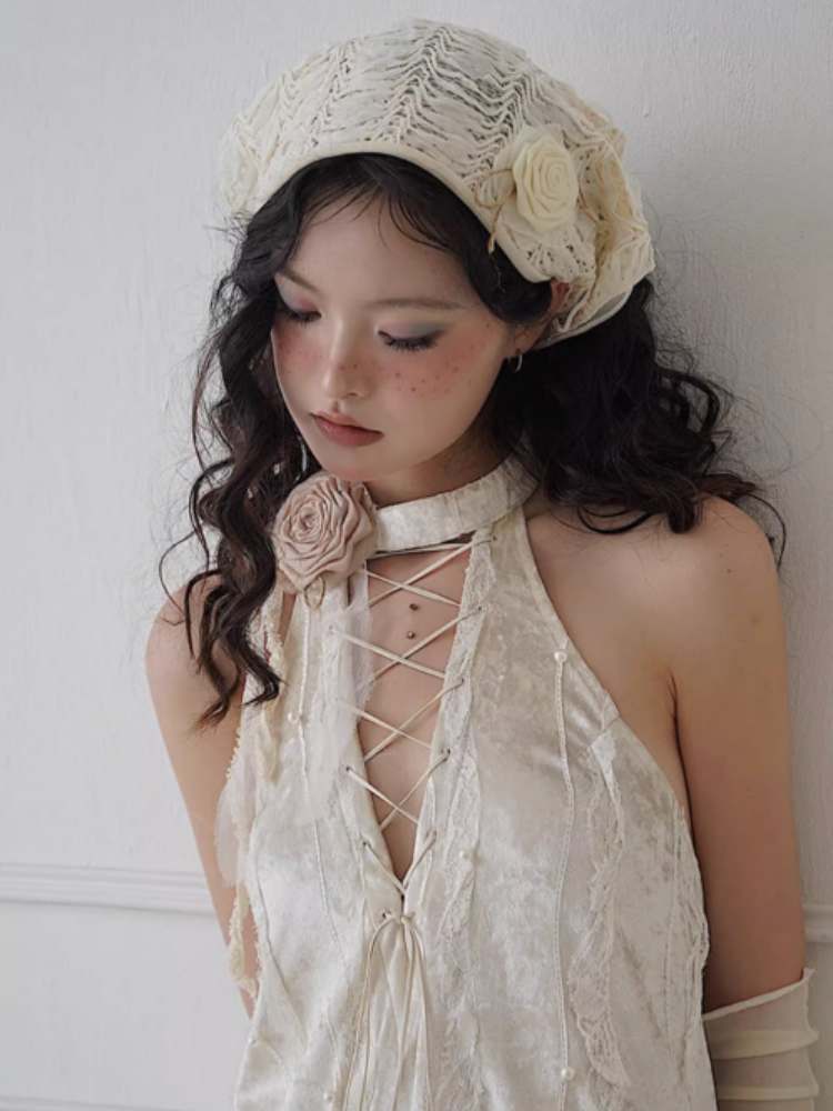 Triangle Scarf with Beads & Flower【s0000008144】