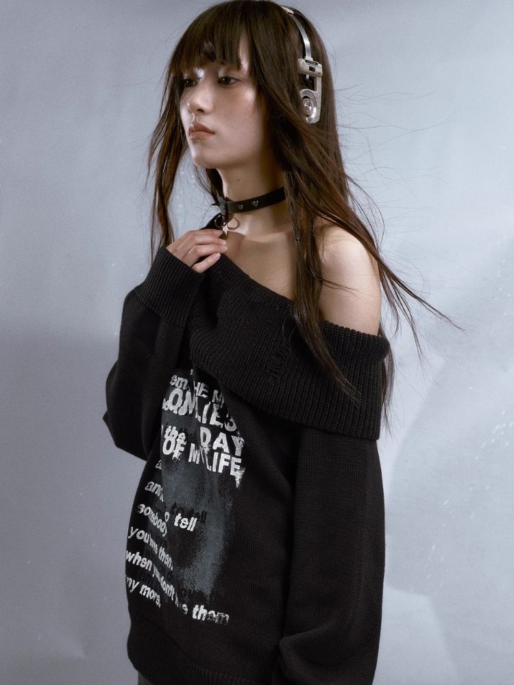 Off shoulder loose sweater【s0000003932】