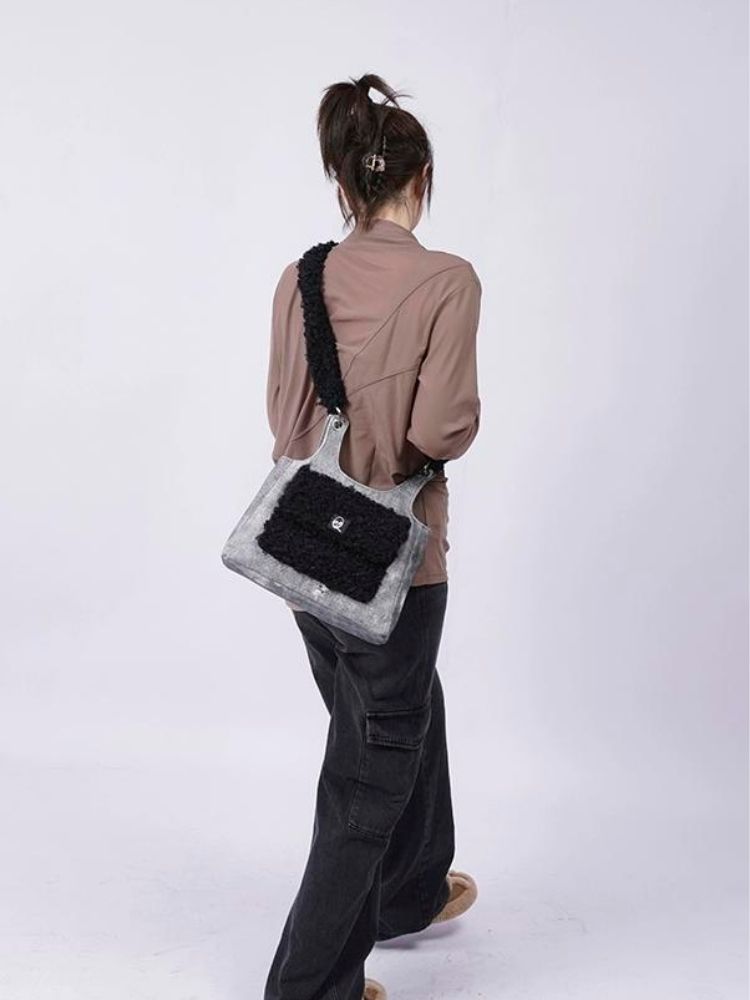 Crossbody Plaid Contrast Color Furry Bag【s0000003667】