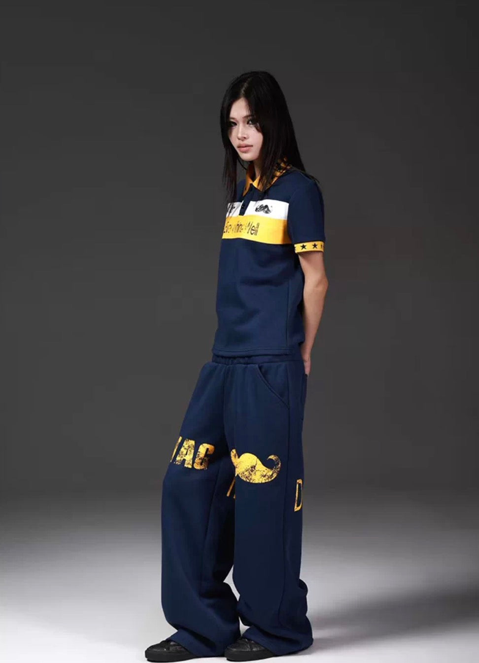 Mustache Waist Silhouette Sweatpants【s0000018272】