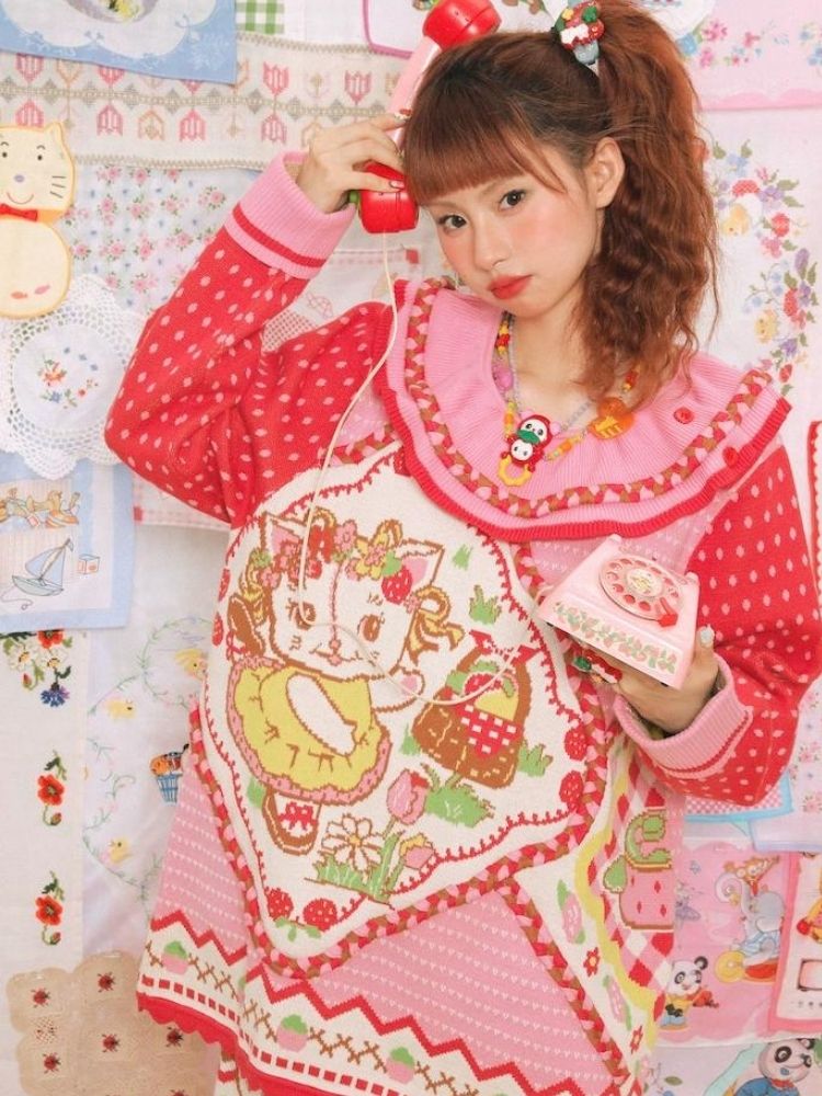 Strawberry jacquard pullover sweater【s0000003728】