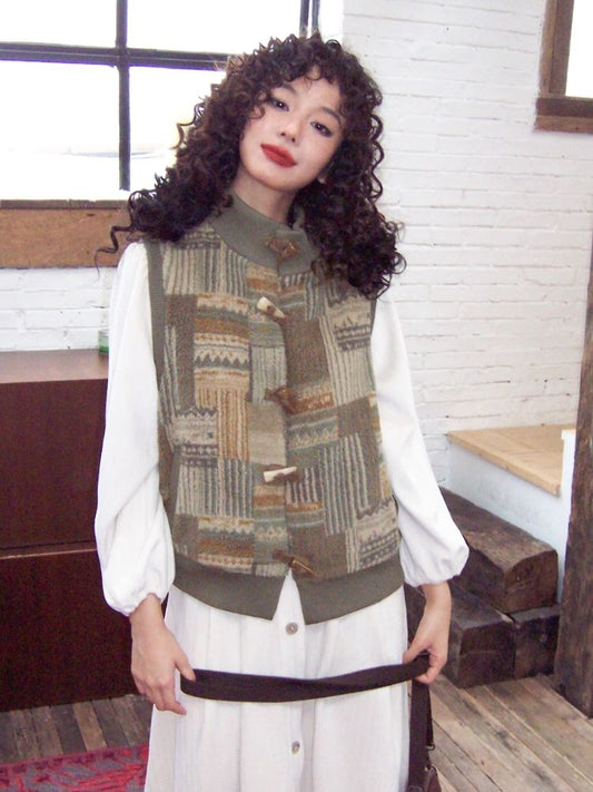 Chemistry girl added to the book 85th edition ``Clothing Time'' Autumn/Winter Edition