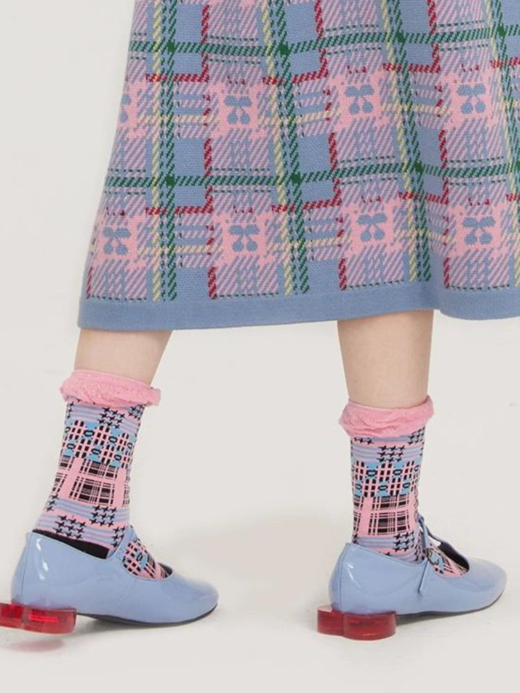 Pink and Black Deformed Plaid Socks【s0000002094】 