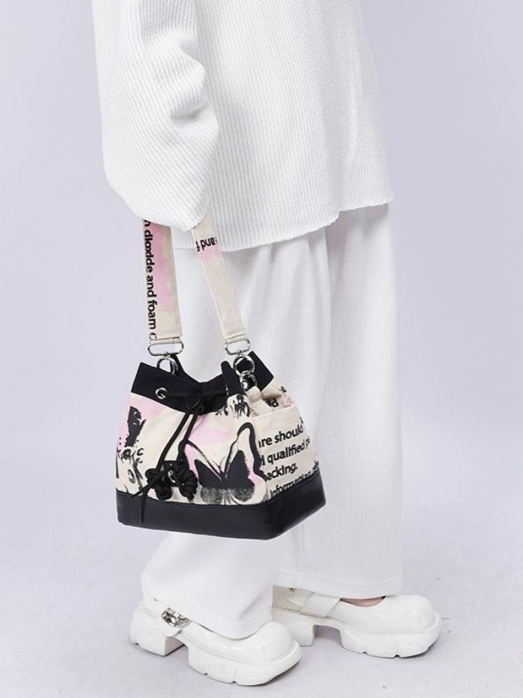 Sweet cool shoulder Messenger bucket bag【s0000003310】 