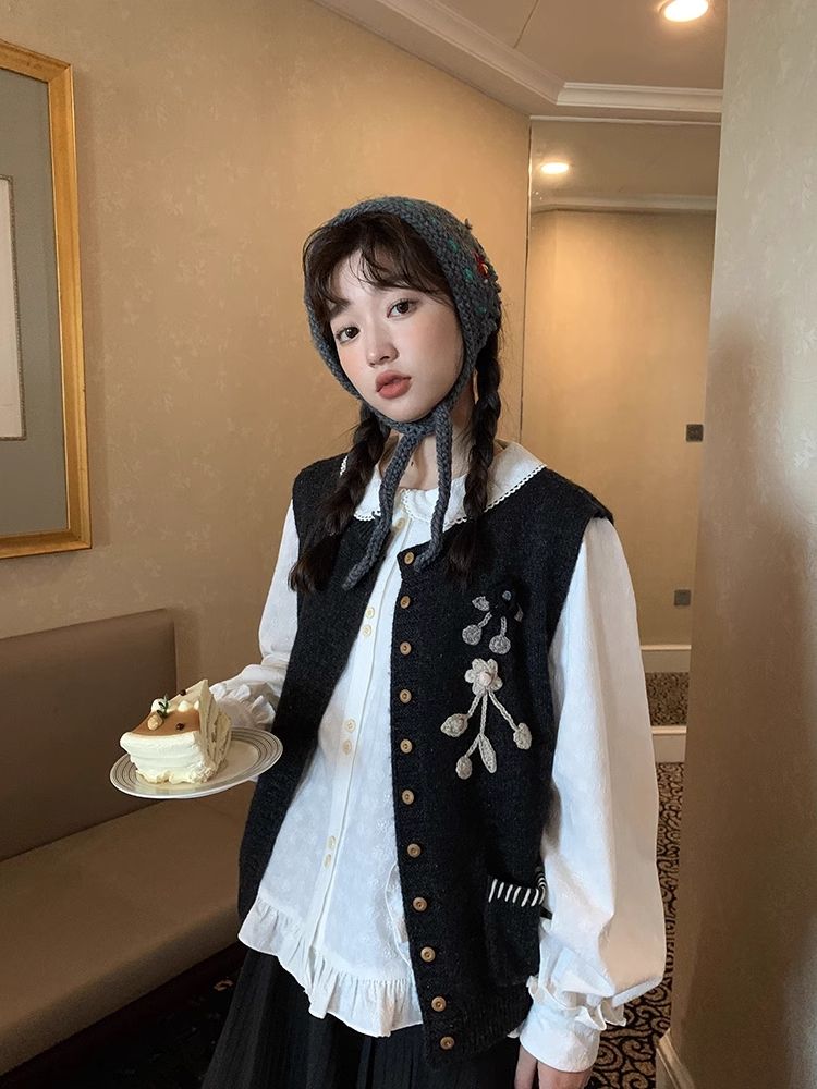 Embroidered Crochet Knit Vest【s0000005899】