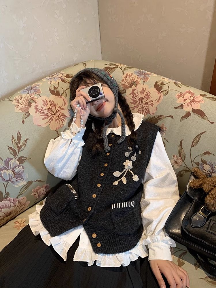 Embroidered Crochet Knit Vest【s0000005899】