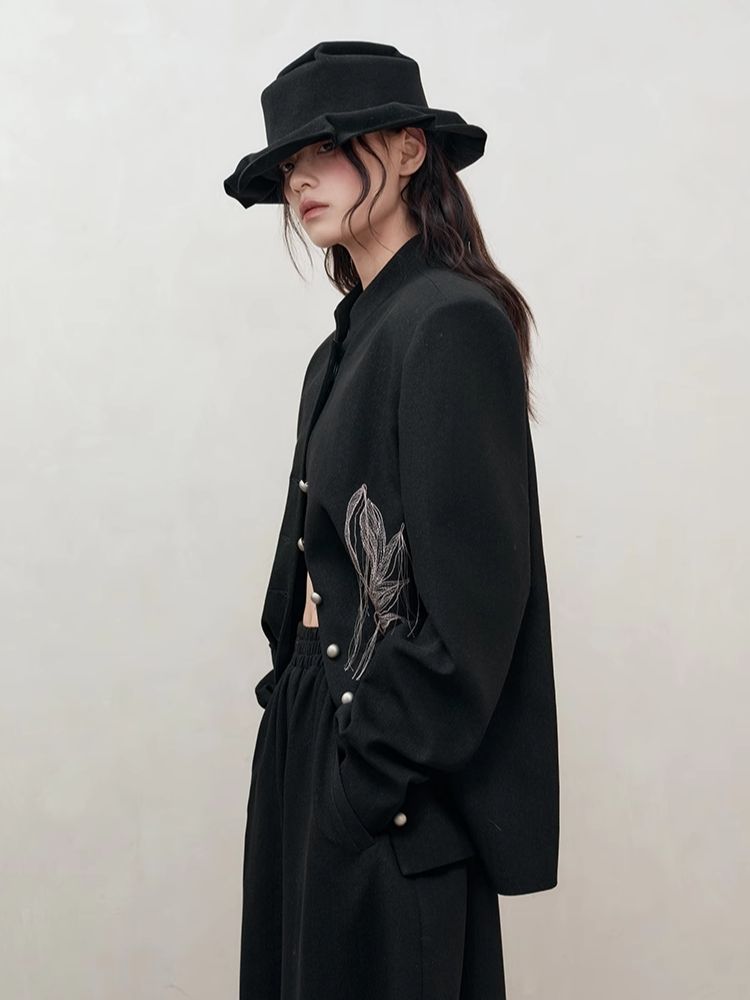 Fine Silk Thread Embroidery Black Suit Jacket [s0000008176]