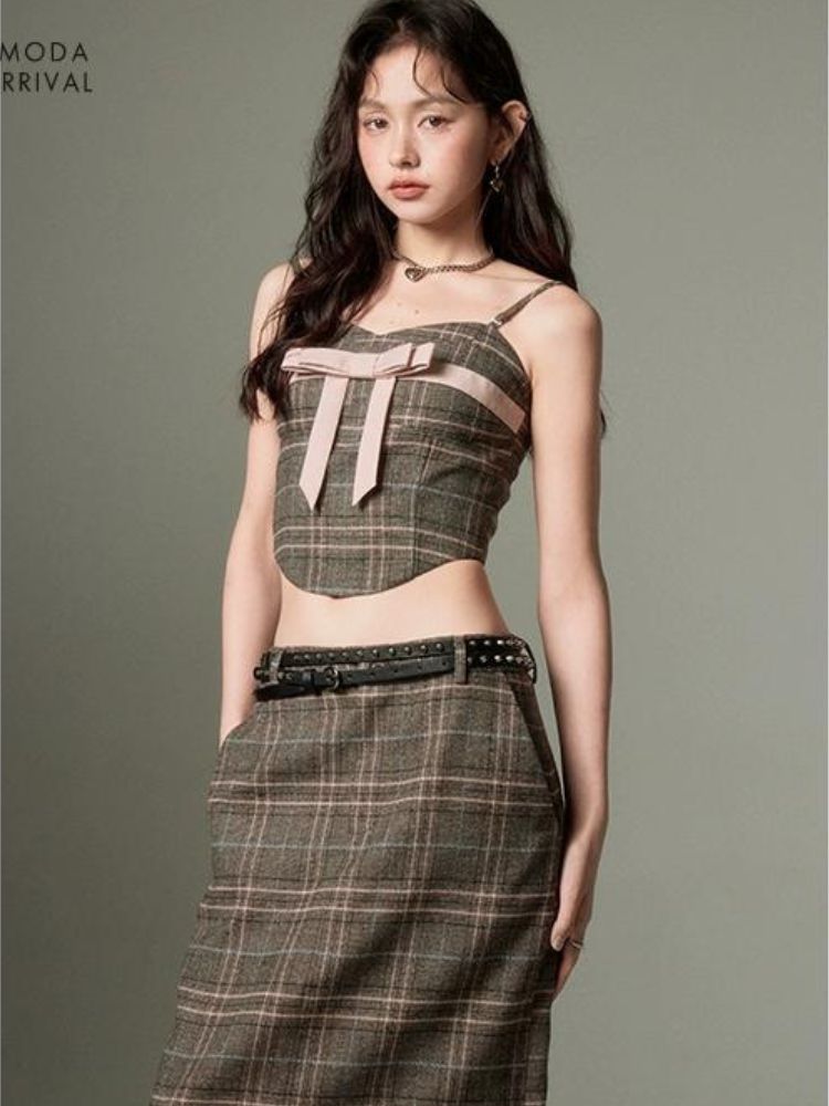 Plaid bow tube top and A-line skirt【s0000003279】