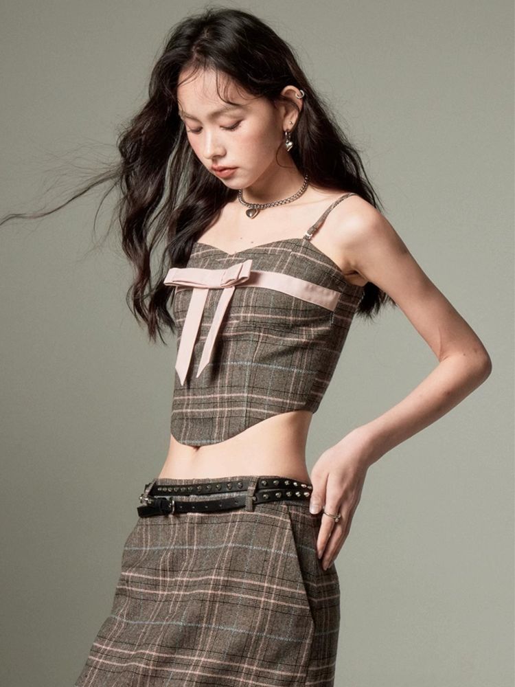 Plaid bow tube top and A-line skirt【s0000003279】