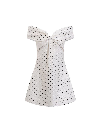 Polka dot three-dimensional bow one-shoulder waisted dress【s0000013238】