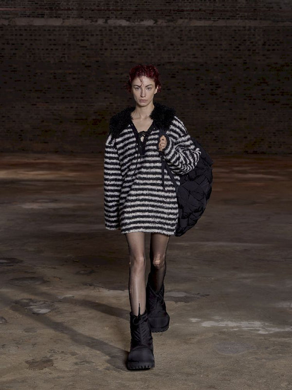 분리 가능한 칼라 스웨터 [S0000010954]