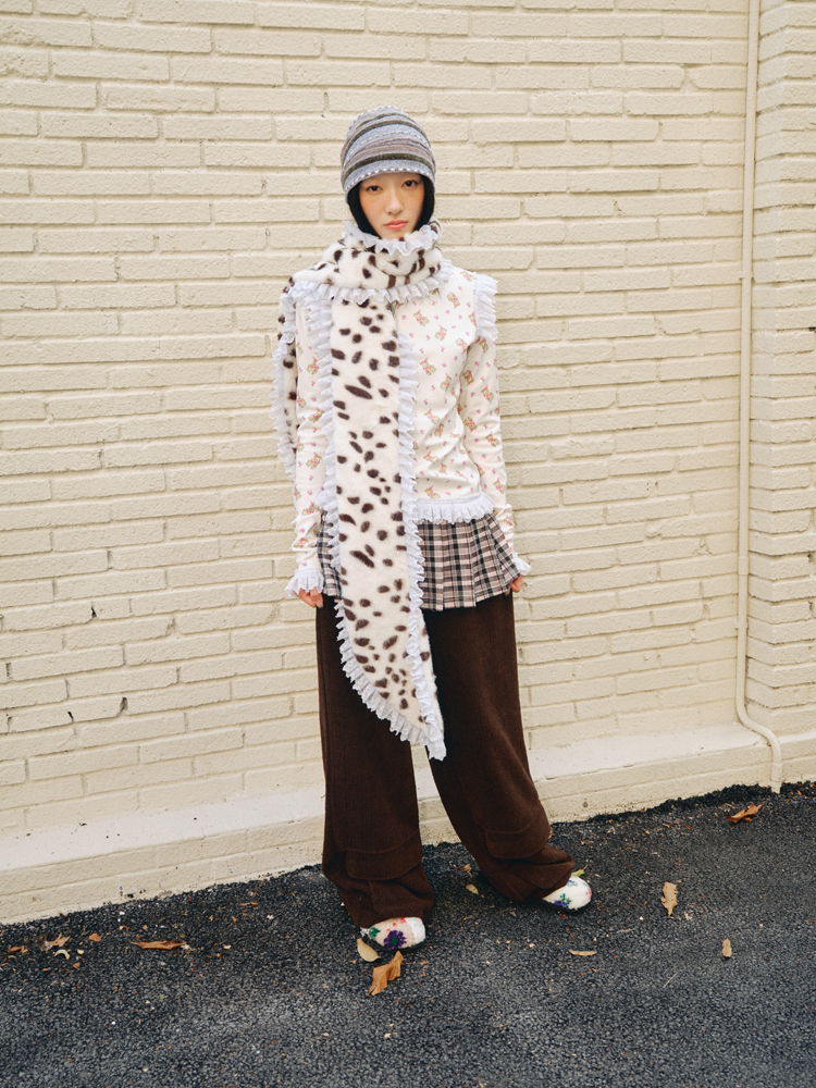 Furry Patterned Faux Fur Lace Scarf【s0000018689】