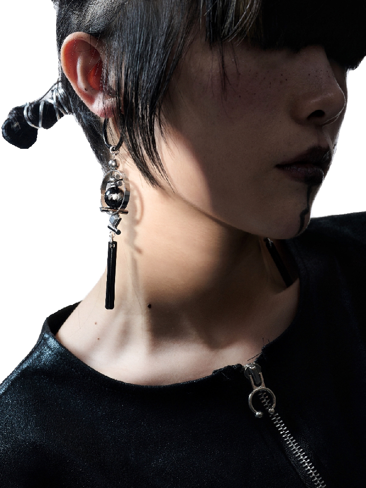 Dark Craftsmanship Deconstructed Earring【s0000018825】