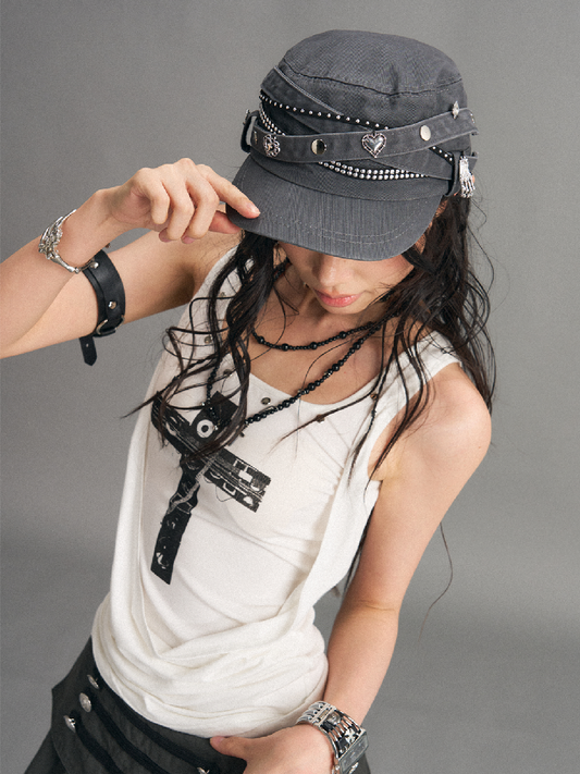 Distressed Metal Equestrian Cap【s0000017526】