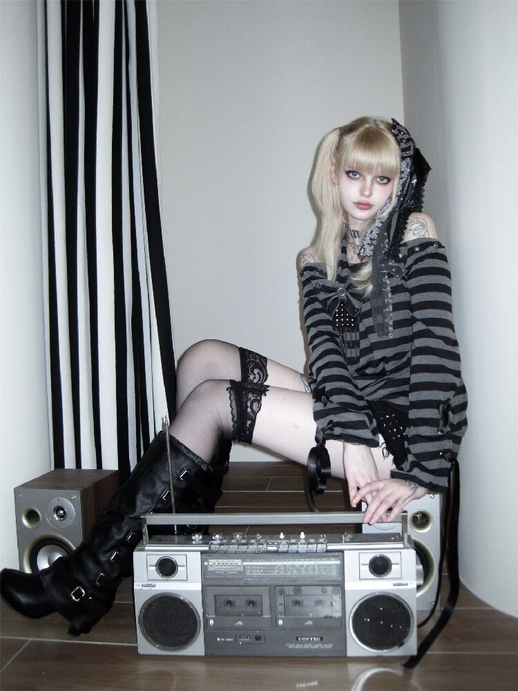 Rivet Eyelet Striped T Shirt【s0000016390】