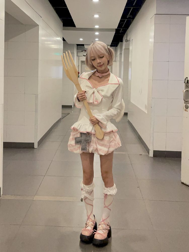 Lace Large Embroidered Bow Tops T-Shirt【s0000011844】