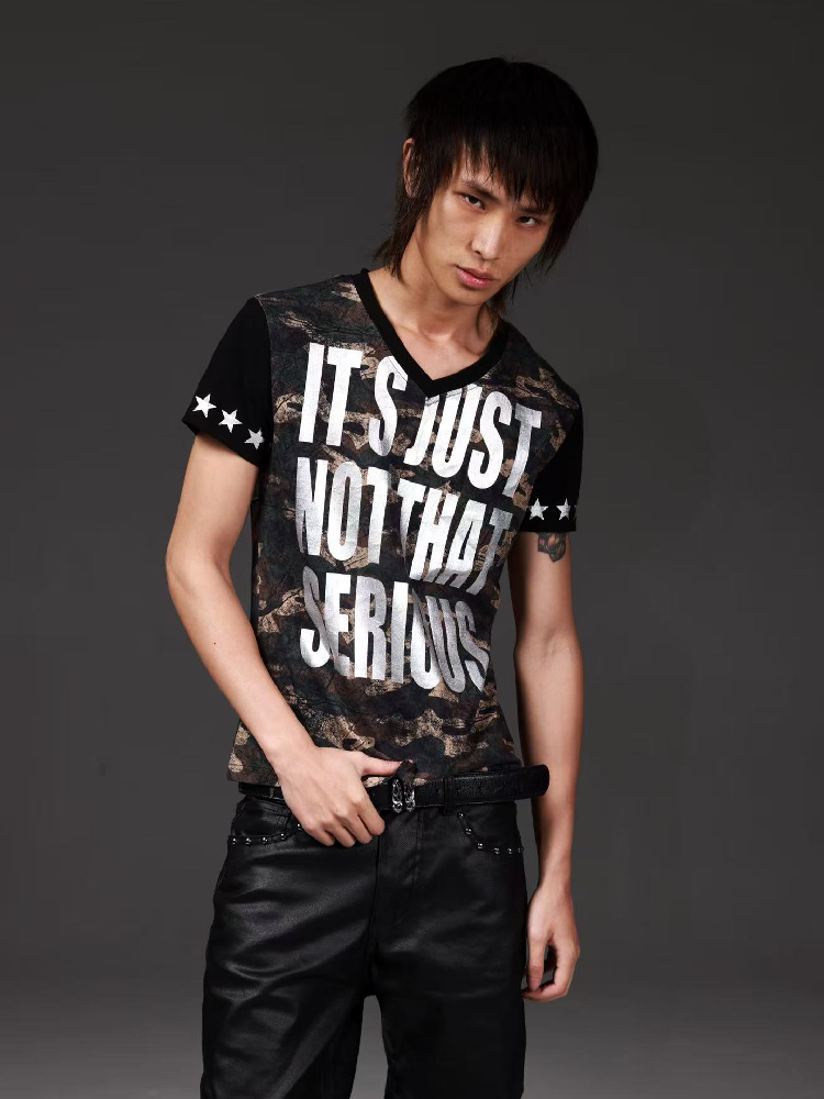 Distressed Camouflage Star Print Tee【s0000018263】