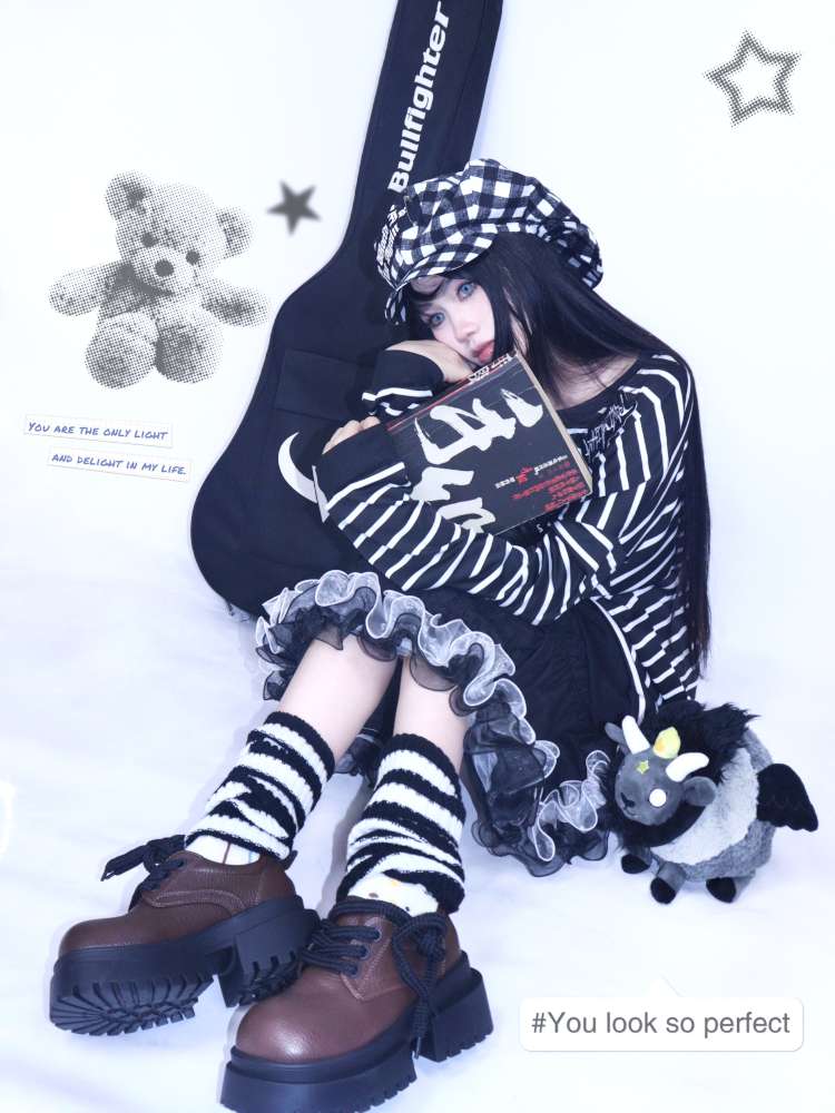 Oreo Stacked Knitted Sock Covers【s0000014621】