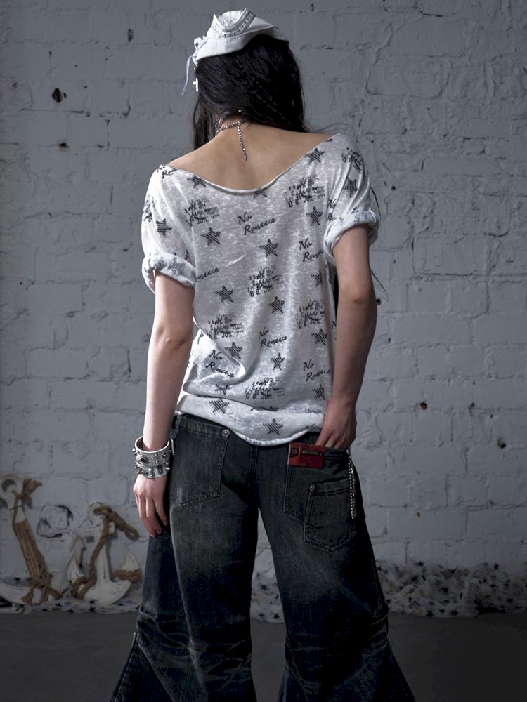 Large neckline loose-fitting T-shirt【s0000012799】