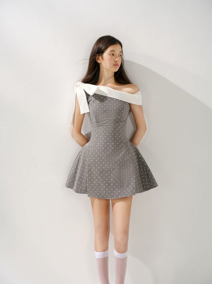Polka Dot Slant Shoulder Niche Dress【s0000013249】