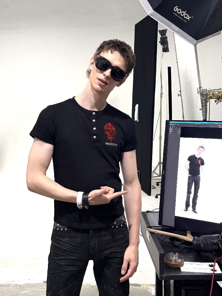 Red Rhinestone Embroidered Polo Tee【s0000018291】
