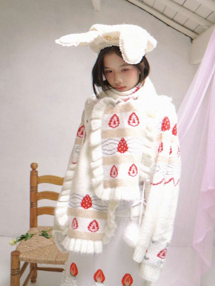 Cream Strawberry Cake Jacquard Scarf【s0000014526】