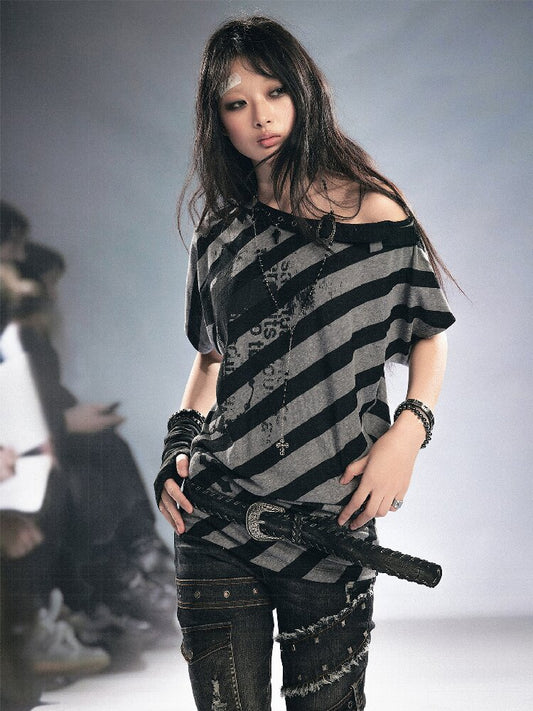 Bat Striped Graffiti Loose T-Shirt【s0000016215】