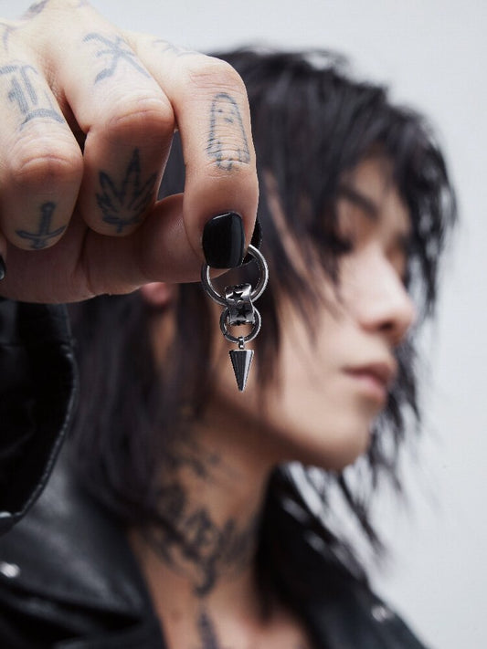 Rivet Star Heavy Gothic Earrings【s0000018980】