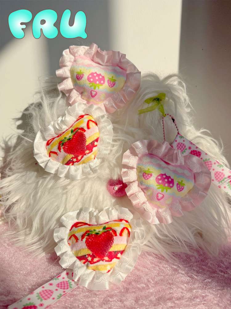 Lace Strawberry Hairpin Keychain【s0000015113】