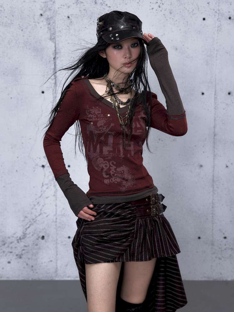 Retro Punk V-Neck Stretch T-Shirt【s0000014928】