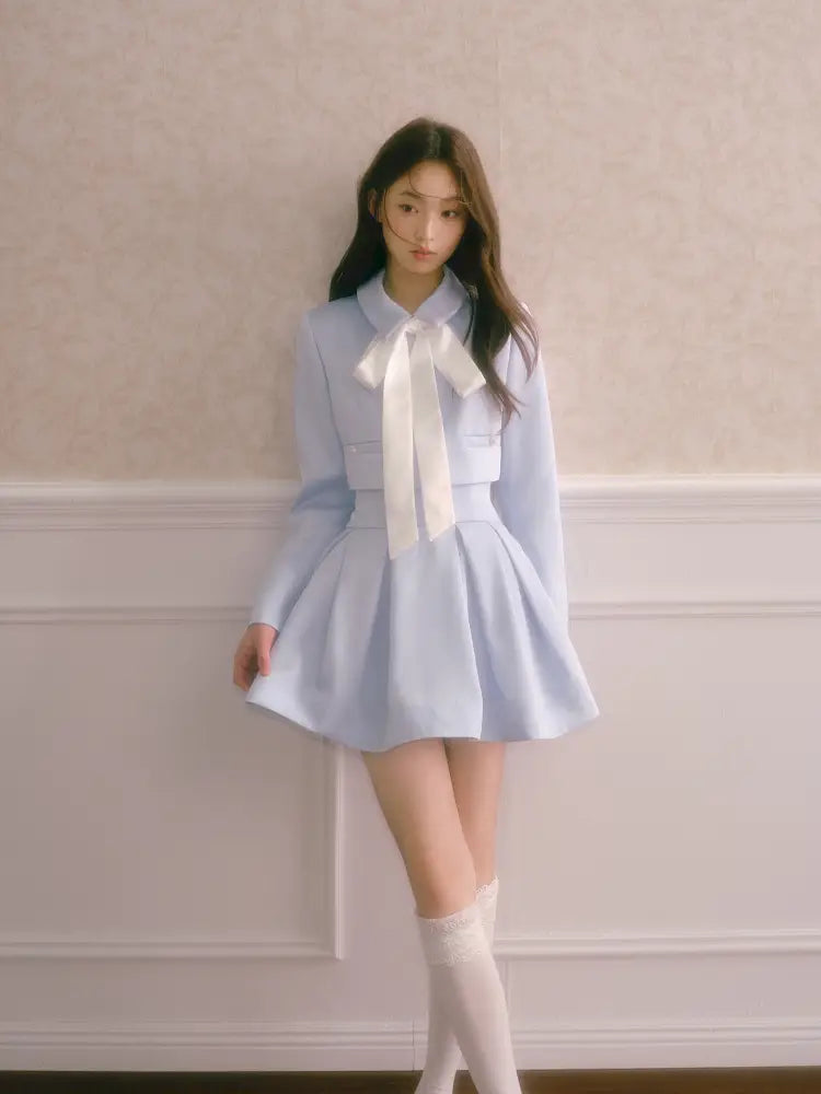 Tie-Front Short Jacket with High-Waisted Structured Pleated Puffy Skirt【s0000014341】