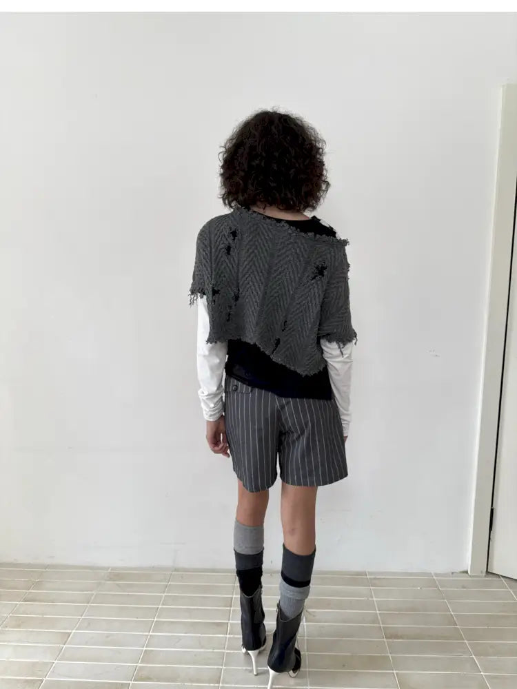 Loose-Fit Vertical-Stripe Suit Shorts【s0000014210】