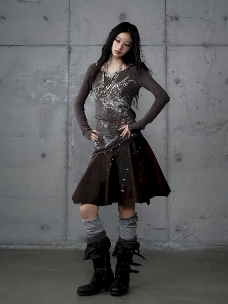 Slim-Fit V-Neck Long-Sleeve Knit Top【s0000013947】