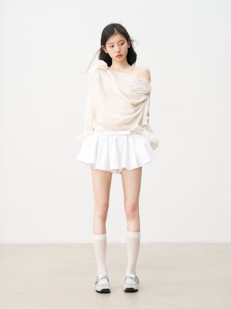 White Glossy Satin Short Skirt Pants【s0000011960】