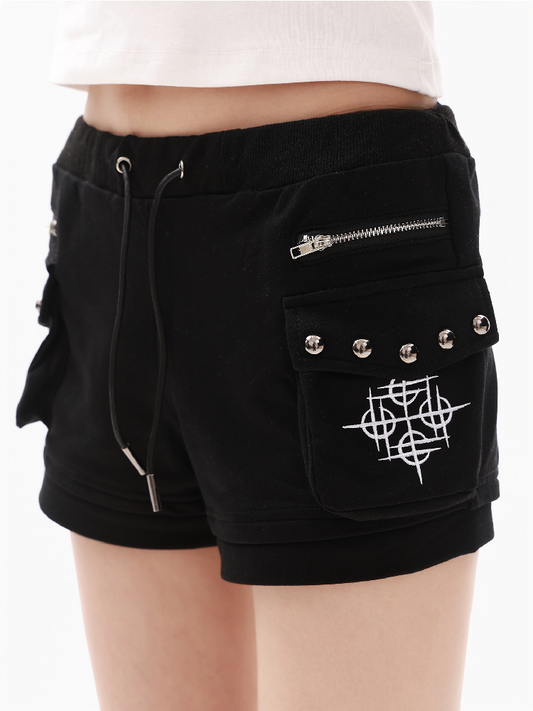 Studded Zipper Hip Hugging Shorts【s0000018310】