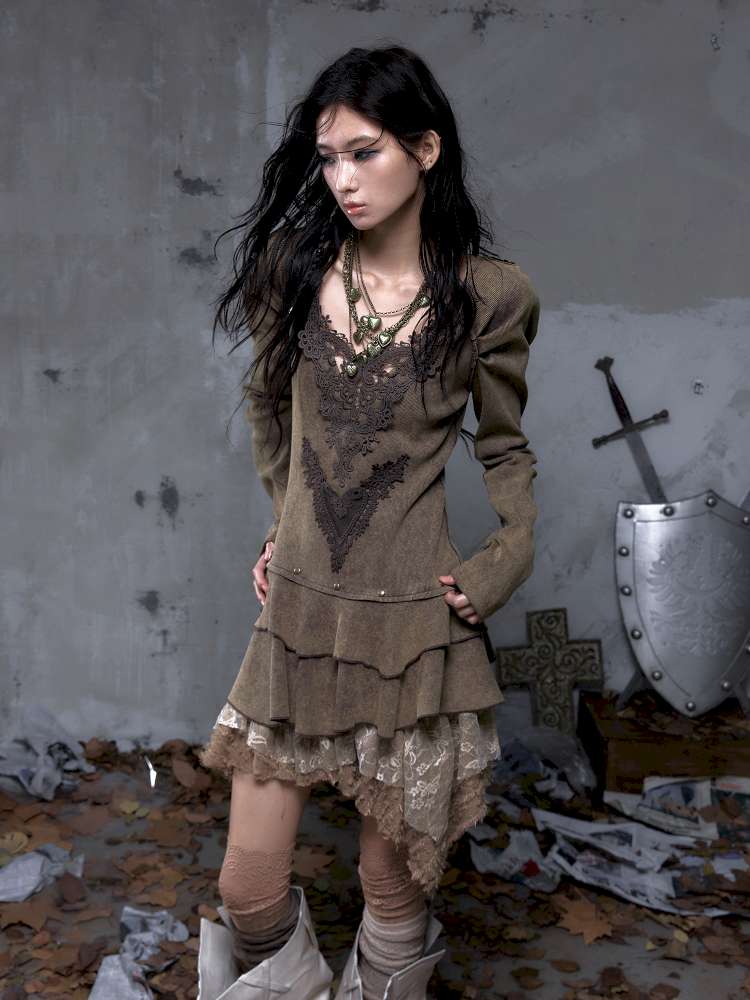 Palace Pure Desire Deep V-Neck Dress【s0000014657】