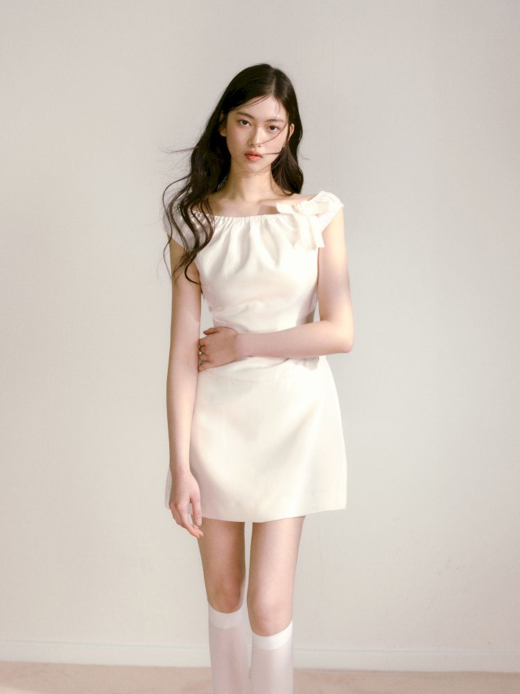 Satin Elastic One Shoulder Bowknot Waisted Dress【s0000013237】