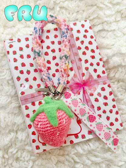 Hand Knitted Strawberry Phone Cord【s0000015612】