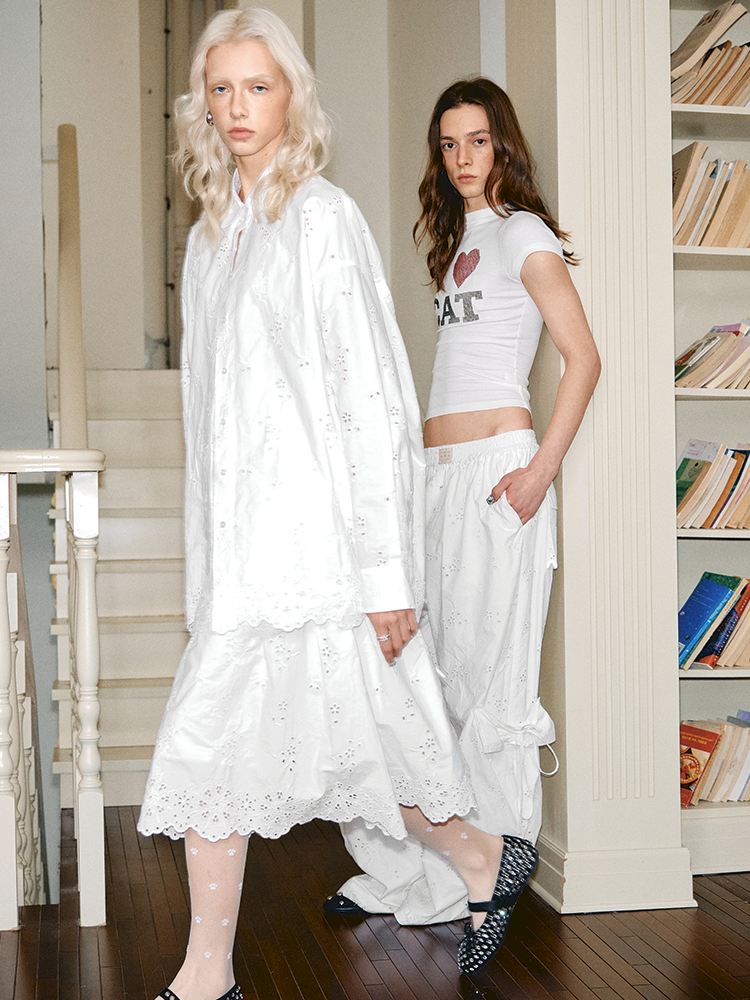 Hollow Jacquard Fabric Silhouette Shirt【s0000011619】