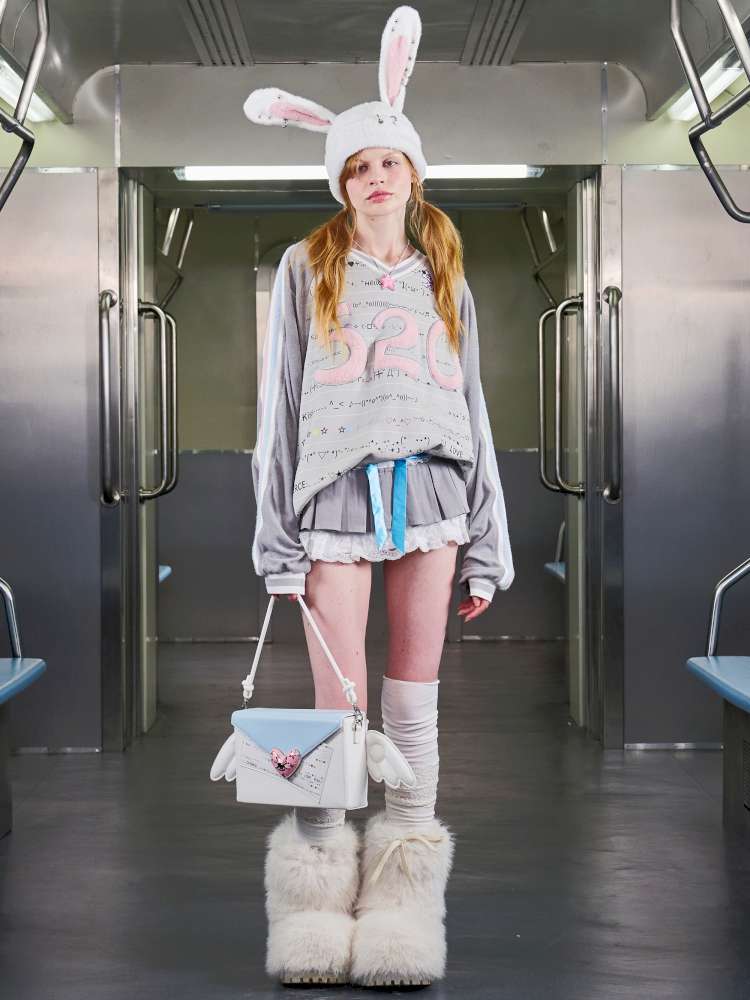 Embroidered Raglan Sleeve Sweatshirt【s0000014638】