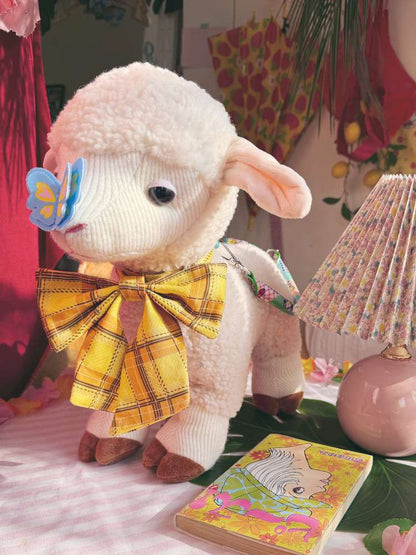 White Lamb Shape Handheld Crossbody Bag【s0000014507】