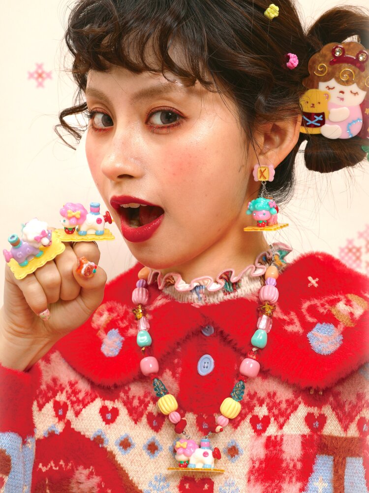 Vintage Lamb Resin Acrylic Necklace【s0000015580】