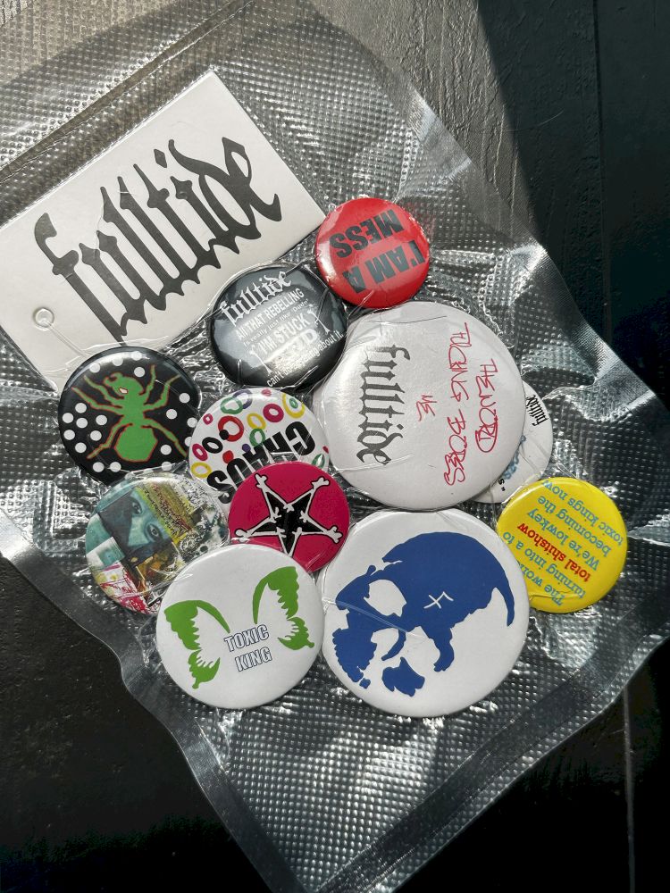 Graffiti hand-painted badge brooch pin【s0000012416】