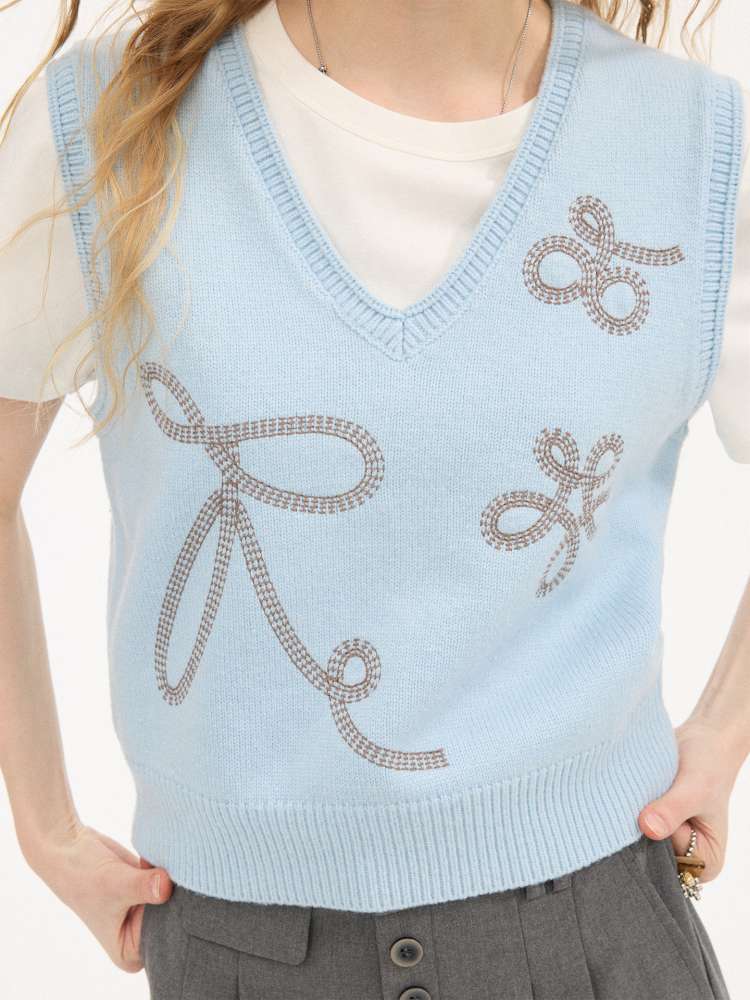 Dotted Embroidered Knit Vest【s0000015413】