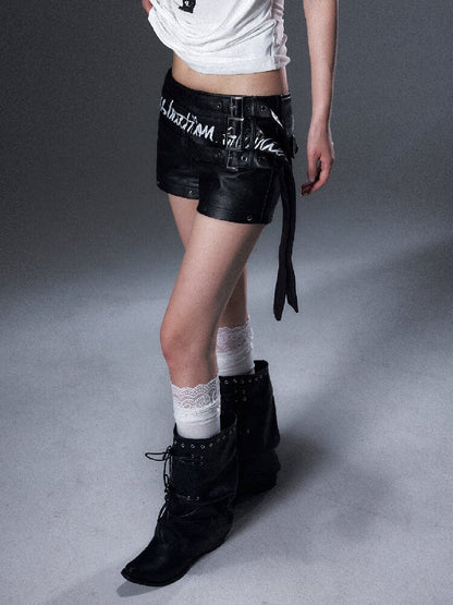 Dark Punk Riveted Leather Shorts【s0000017998】